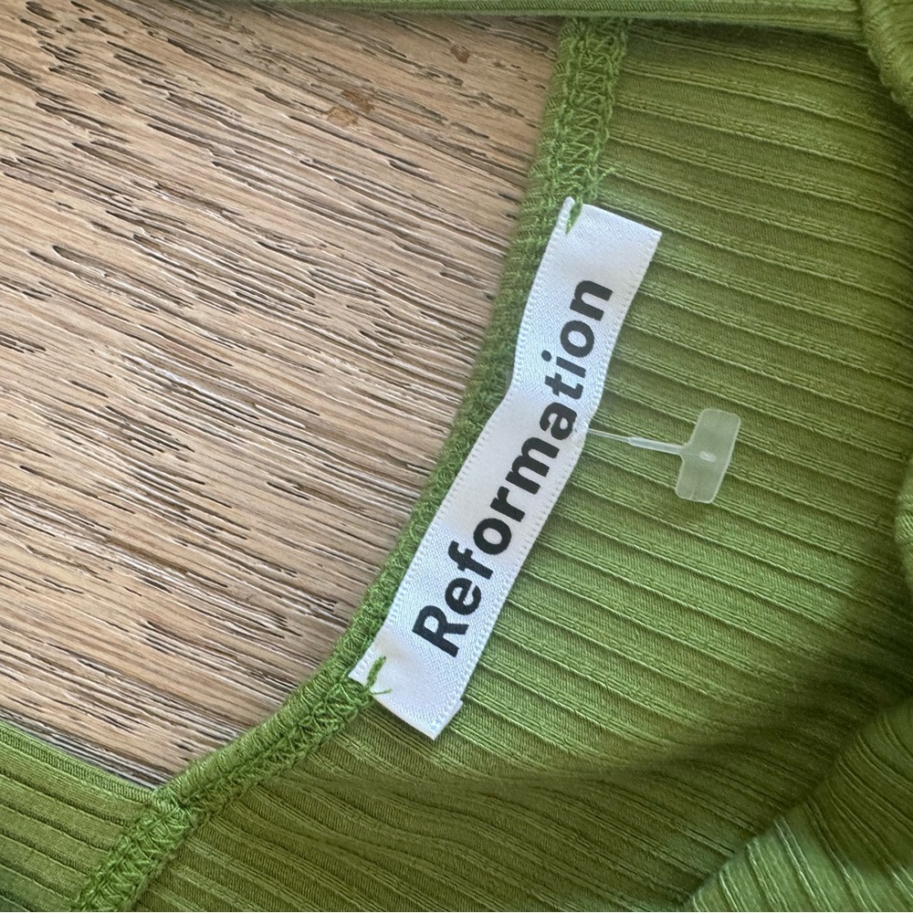 Reformation Cassi Knit Dress in Palm Green Medium - Picture 8 of 9
